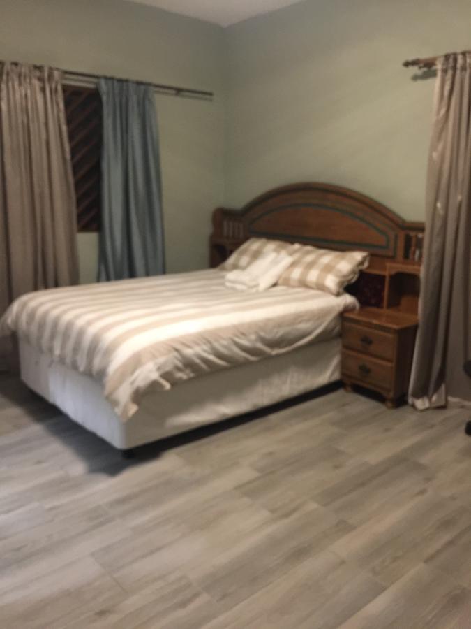 Coco Palm Bed&Breakfast 温特和克 外观 照片