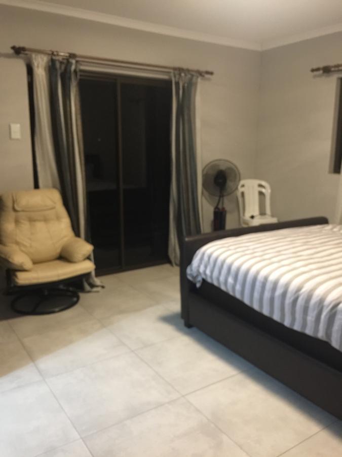 Coco Palm Bed&Breakfast 温特和克 外观 照片